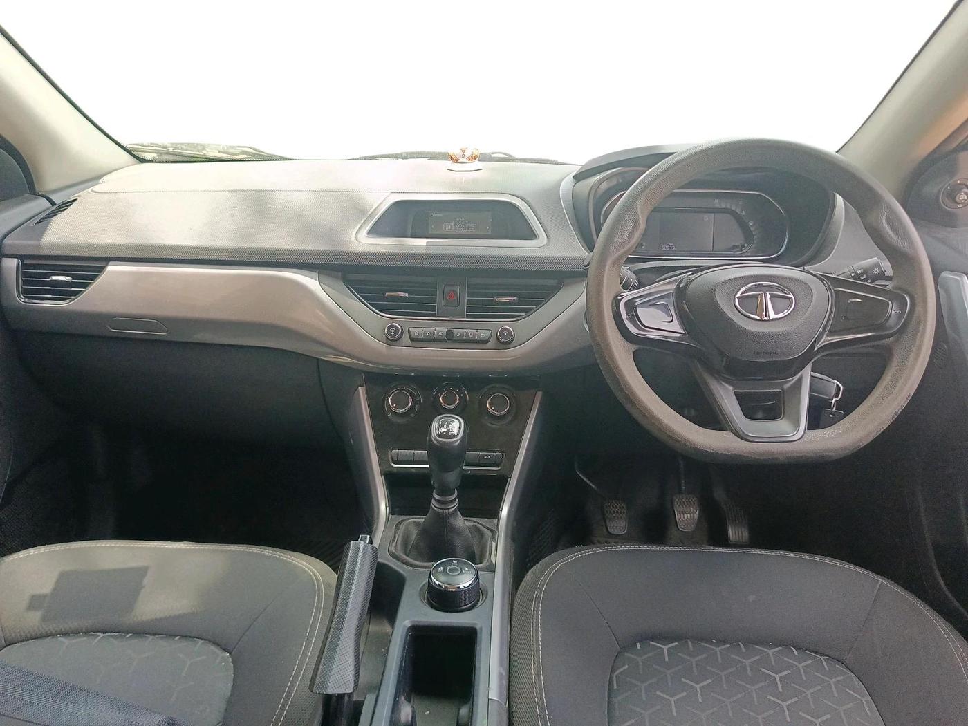 2023 Tata NEXON XM DIESEL, Diesel, Manual, 58,073 km, interior