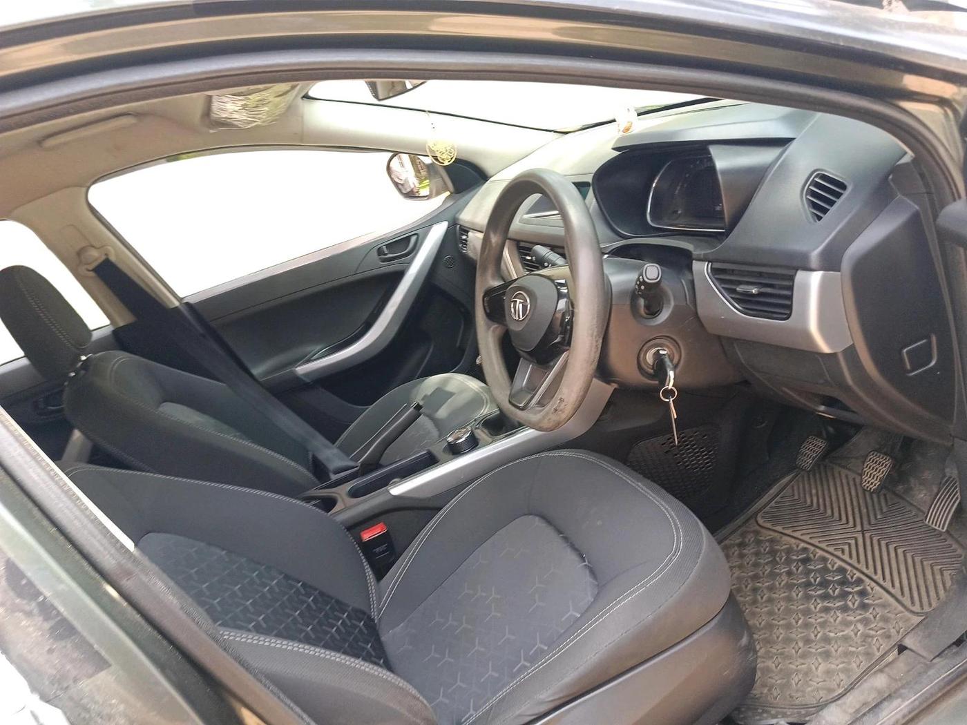 2023 Tata NEXON XM DIESEL, Diesel, Manual, 58,073 km, interior
