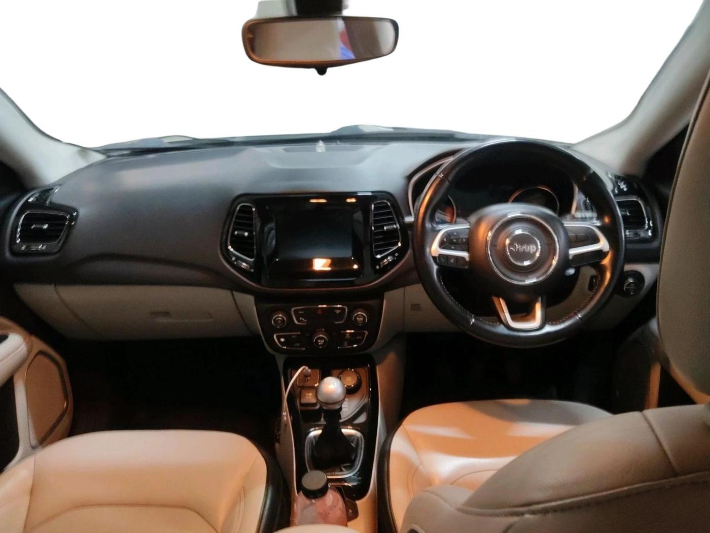 2017 Jeep Compass LIMITED 2.0 DIESEL 4X4, Diesel, Manual, 1,46,854 km, interior