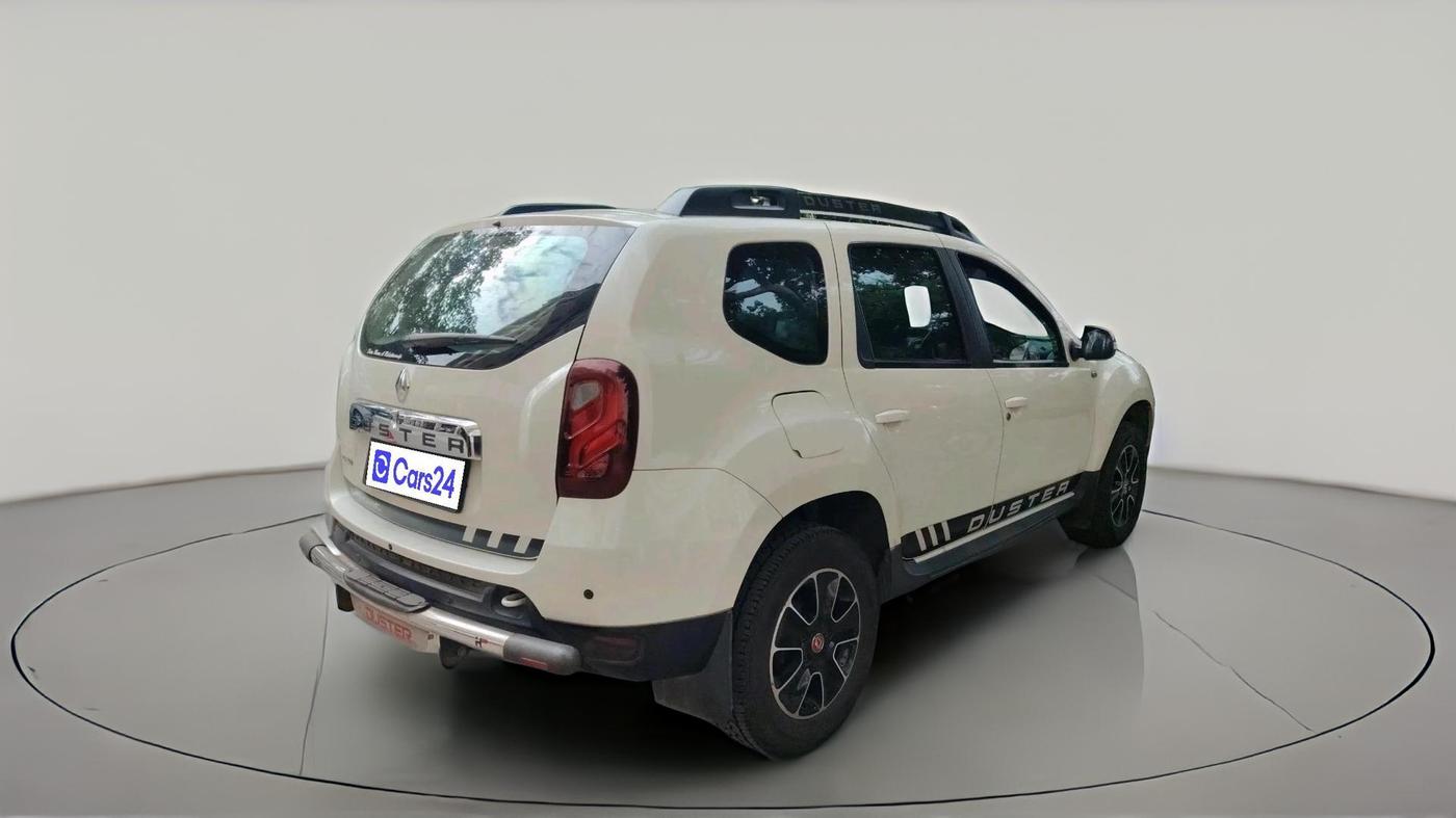 2017 Renault Duster RXS CVT, Petrol, Automatic, 64,663 km, exterior