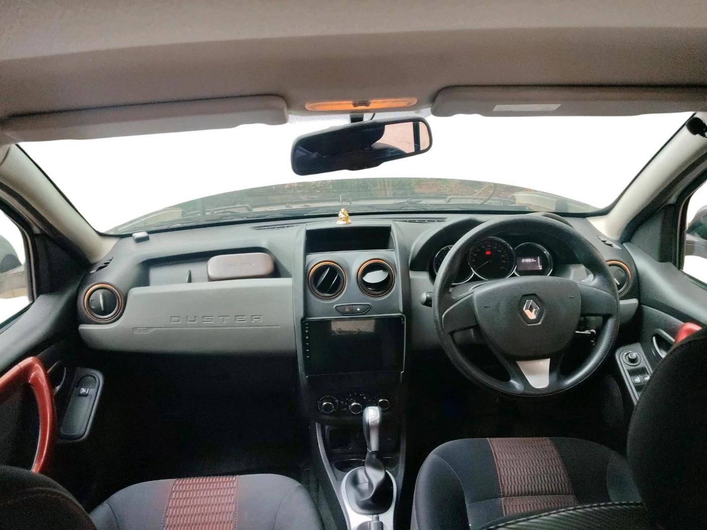 2017 Renault Duster RXS CVT, Petrol, Automatic, 64,663 km, interior
