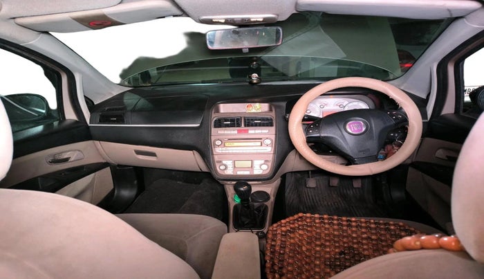 2009 Fiat Linea EMOTION PK 1.3 MJD, Diesel, Manual, 2,00,403 km, interior