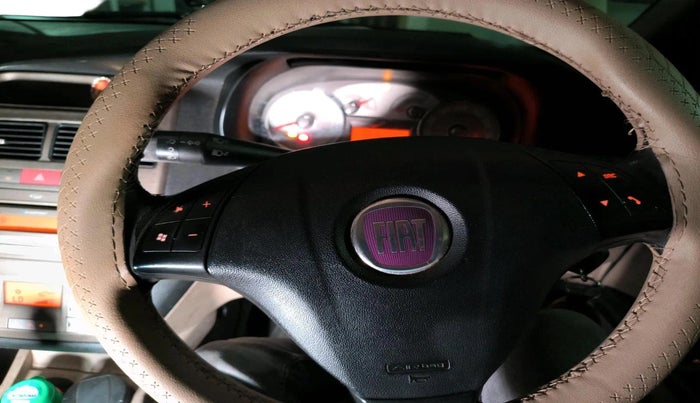 2009 Fiat Linea EMOTION PK 1.3 MJD, Diesel, Manual, 2,00,403 km, interior