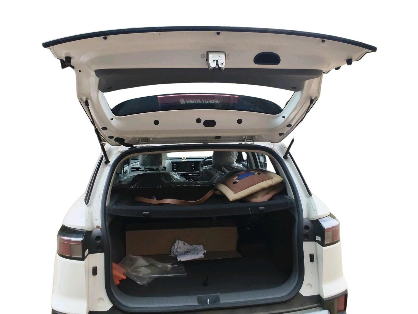 2026 Hyundai Creta EX (O) 1.5 Petrol IVT, Petrol, Automatic, 3,644 km, exterior