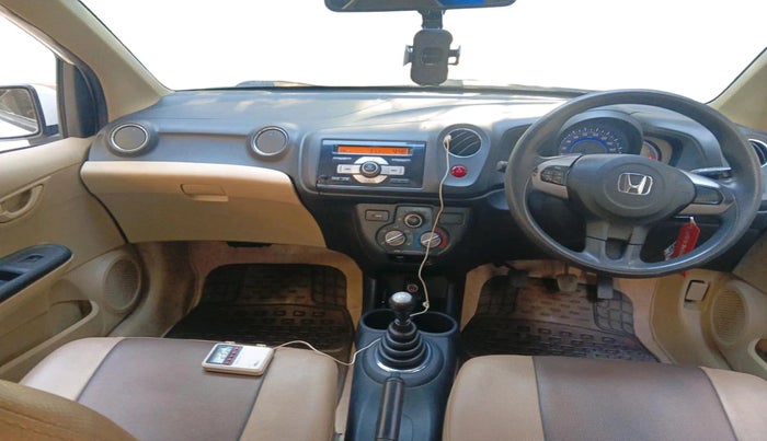 2015 Honda Amaze 1.2L I-VTEC S, Petrol, Manual, 66,177 km, interior