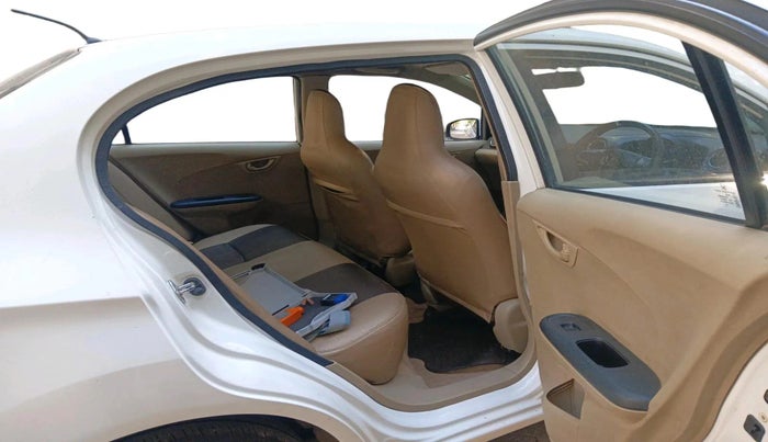 2015 Honda Amaze 1.2L I-VTEC S, Petrol, Manual, 66,177 km, interior