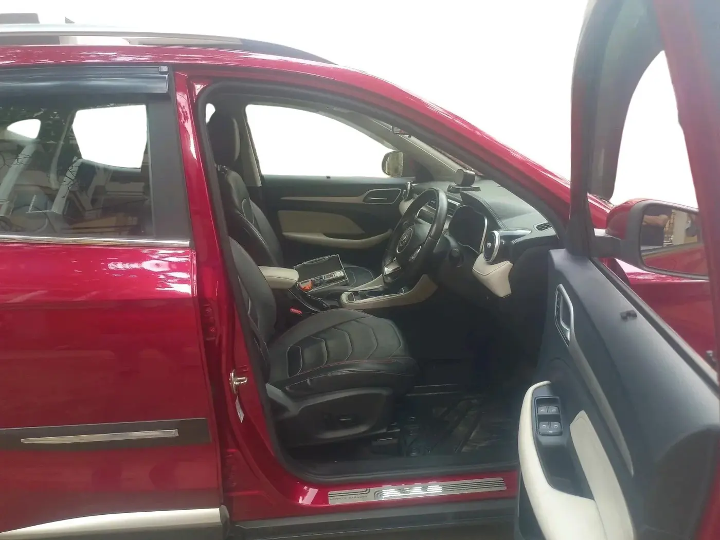 2022 MG ASTOR SHARP 1.5 CVT, Petrol, Automatic, 50,162 km, interior
