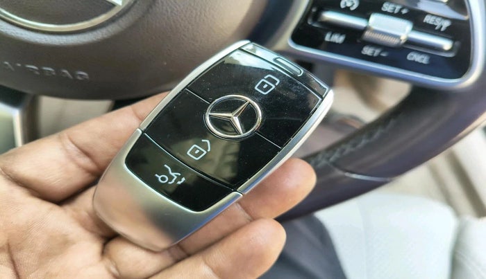 2020 Mercedes Benz E Class E 200 CGI BLUE EFFICIENCY, Petrol, Manual, 84,027 km, interior