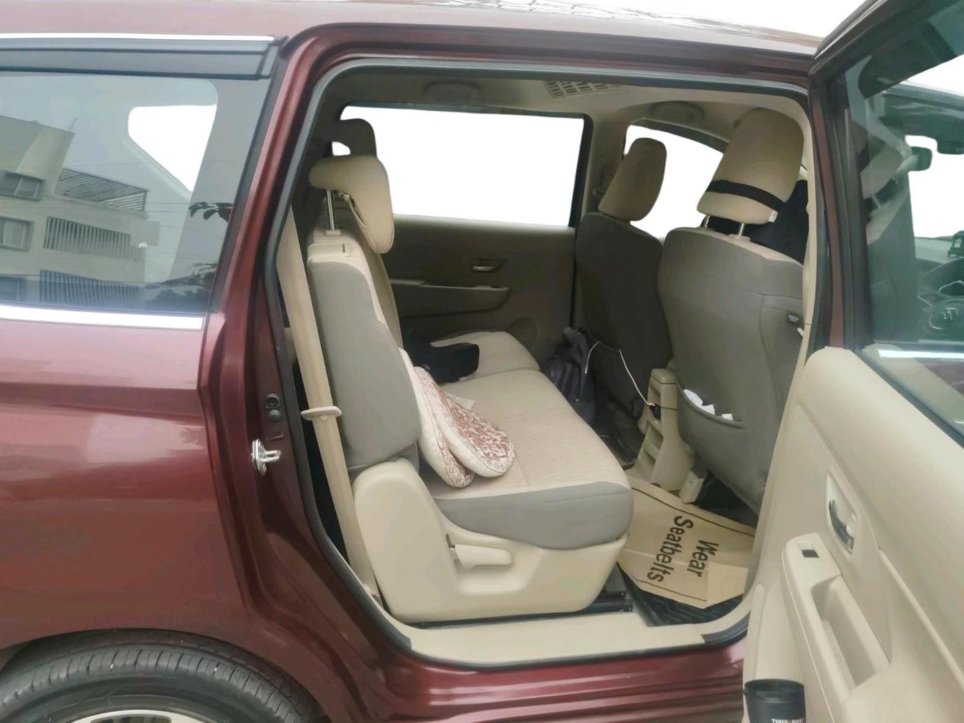 2022 Maruti Ertiga ZXI+ AT SHVS, Petrol, Automatic, 30,858 km, interior