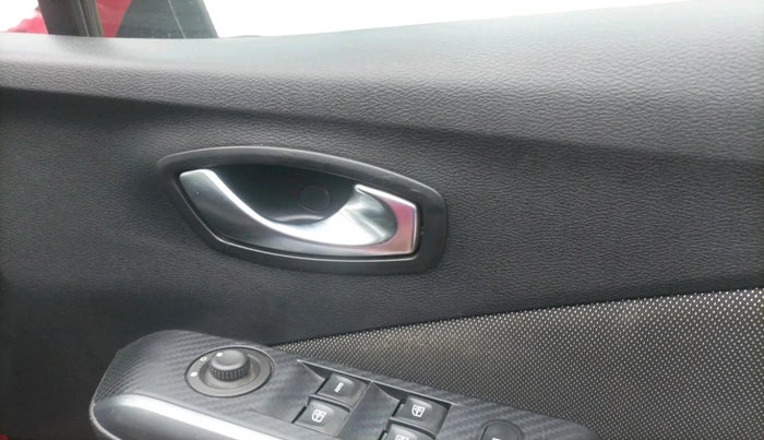 2019 Nissan Kicks XV 1.5, Petrol, Manual, 54,885 km, interior