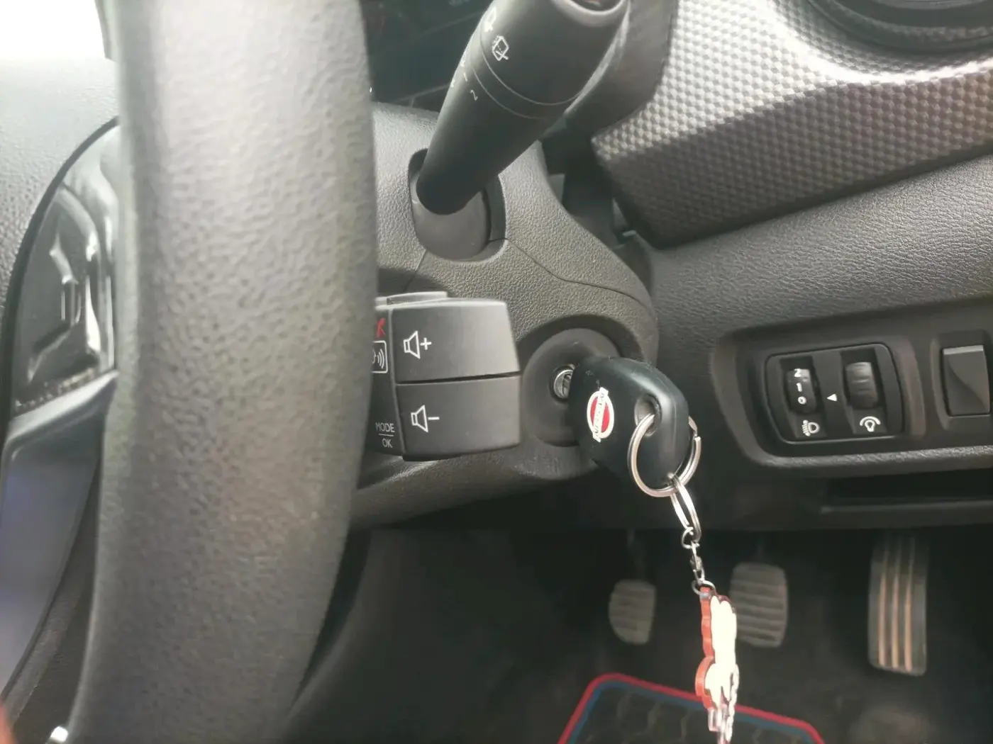 2019 Nissan Kicks XV 1.5, Petrol, Manual, 54,885 km, interior