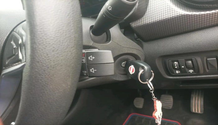 2019 Nissan Kicks XV 1.5, Petrol, Manual, 54,885 km, interior