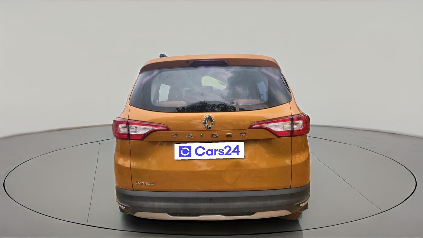 2022 Renault TRIBER RXT, Petrol, Manual, 42,000 km, exterior