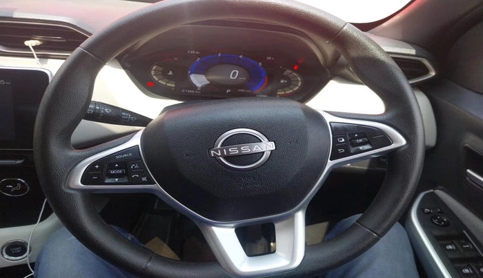 2023 Nissan MAGNITE XV TURBO CVT DUAL TONE, Petrol, Automatic, 13,512 km, interior