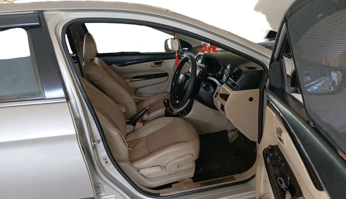 2015 Maruti Ciaz ZXI, Petrol, Manual, 1,19,836 km, interior