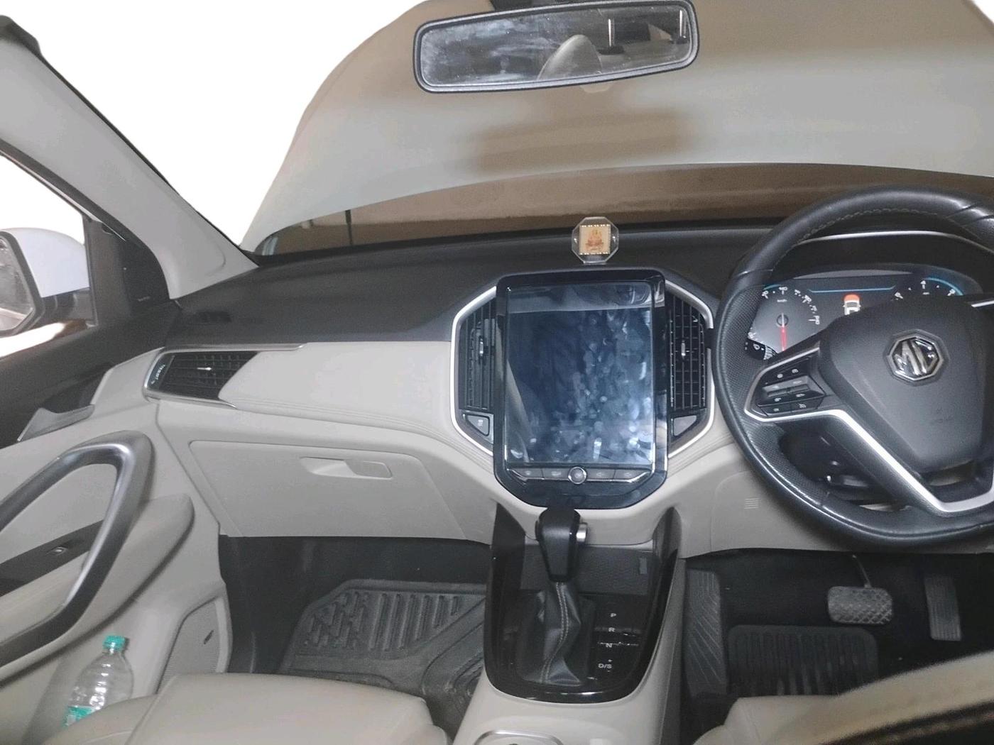 2021 MG HECTOR SHARP 1.5 DCT PETROL, Petrol, Automatic, 15,413 km, interior