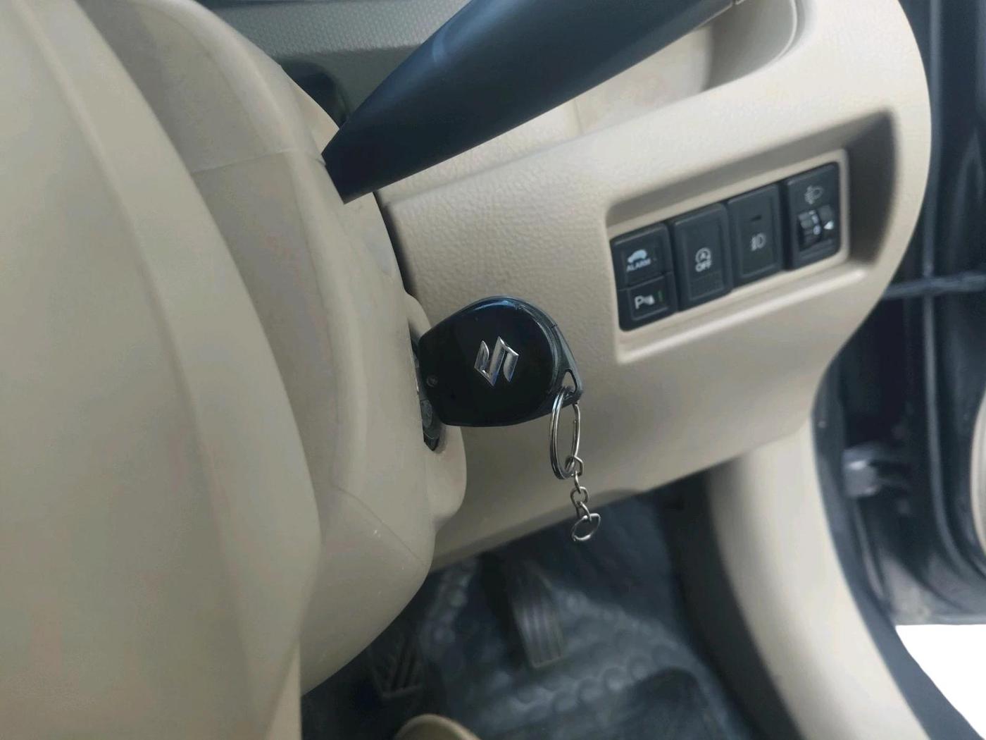 2017 Maruti Ertiga VDI SHVS, Diesel, Manual, 1,04,357 km, interior