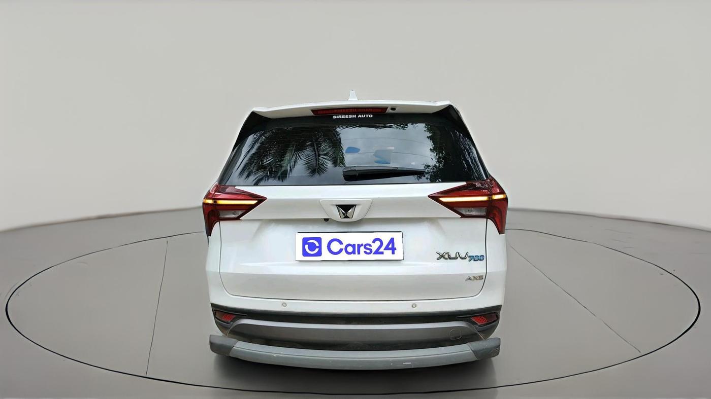 2021 Mahindra XUV700 AX 5 D MT 7 STR, Diesel, Manual, 95,572 km, exterior