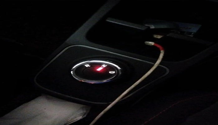 2020 Renault Kwid RXT 1.0 AMT (O), Petrol, Automatic, 32,398 km, interior