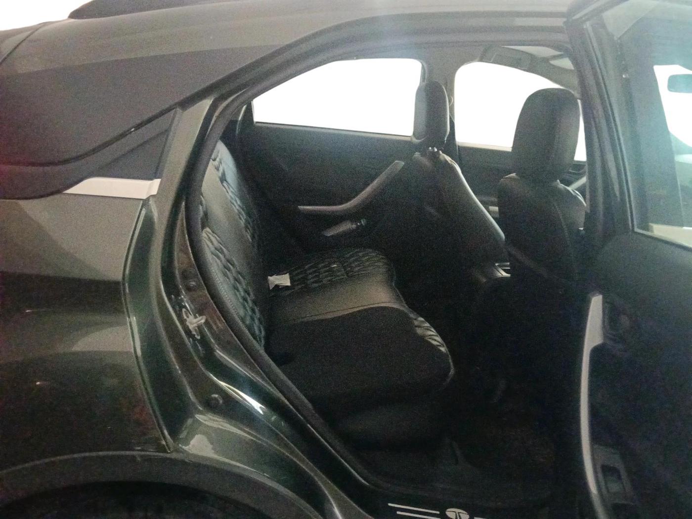 2022 Tata NEXON XM SUNROOF PETROL, Petrol, Manual, 53,205 km, interior