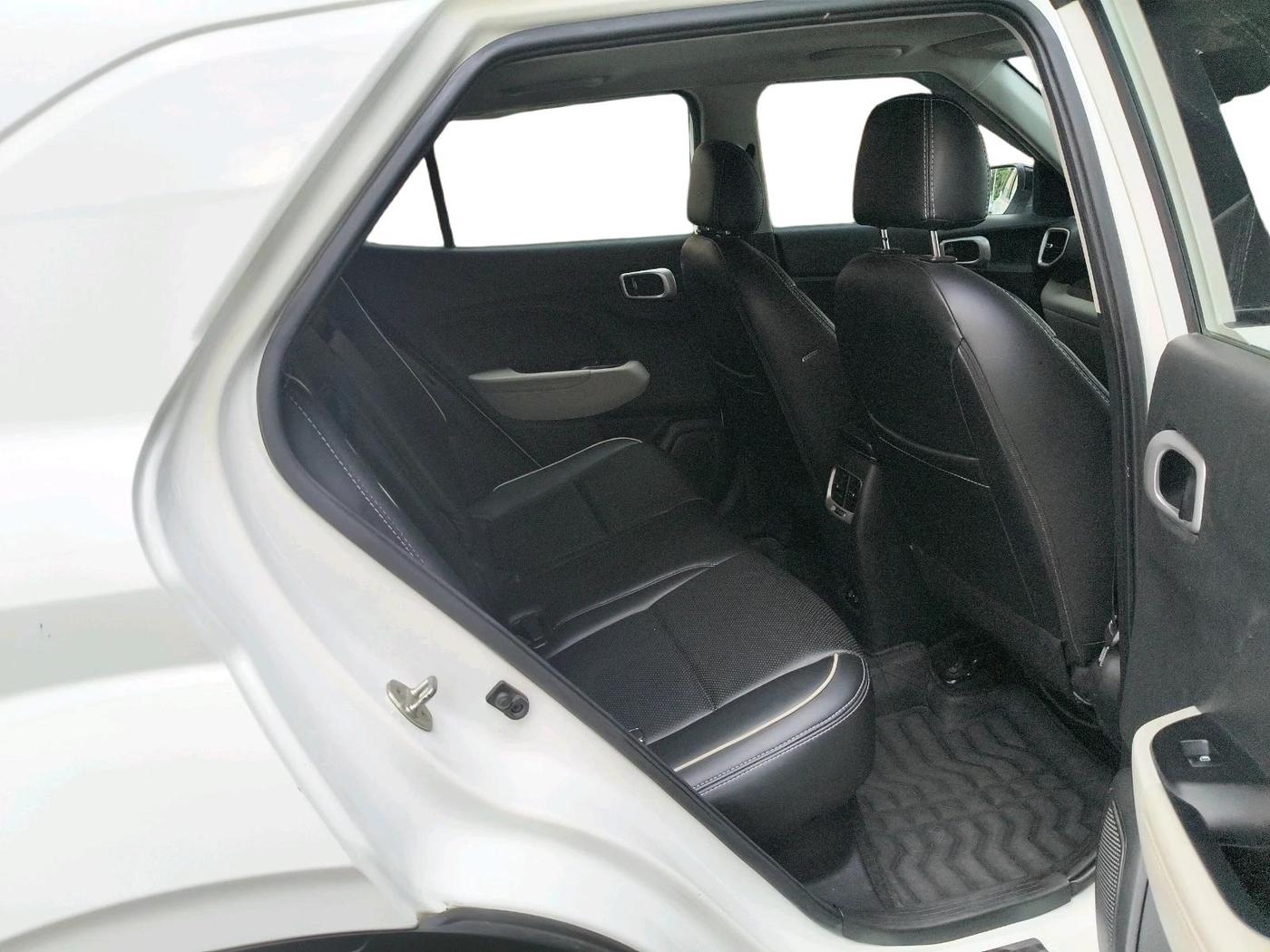 2022 Hyundai VENUE SX (O) 1.5 CRDI, Diesel, Manual, 66,948 km, interior