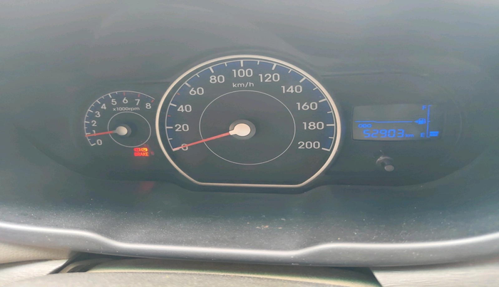 2015 Hyundai i10 SPORTZ 1.1, Petrol, Manual, 52,903 km, interior