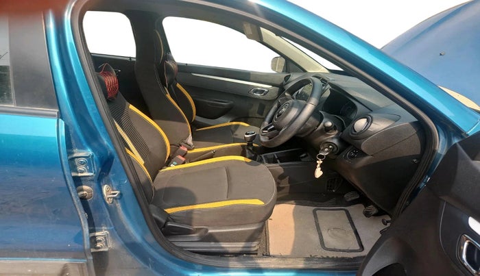 2022 Renault Kwid CLIMBER MT 1.0, Petrol, Manual, 18,346 km, interior