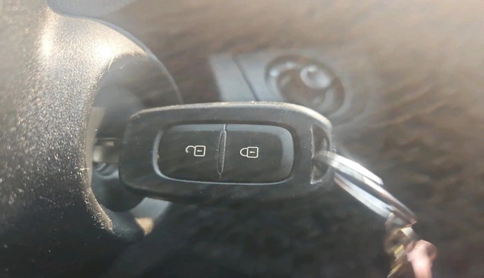 2022 Renault Kwid CLIMBER MT 1.0, Petrol, Manual, 18,346 km, interior