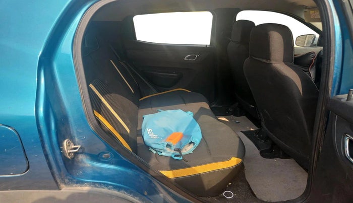 2022 Renault Kwid CLIMBER MT 1.0, Petrol, Manual, 18,346 km, interior