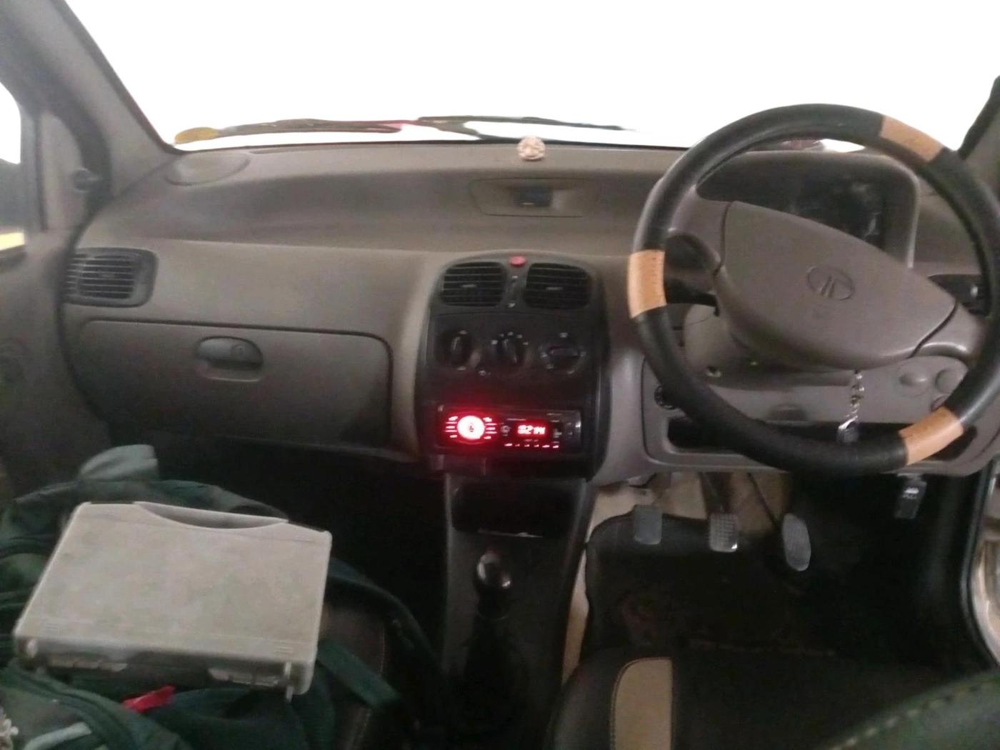 2013 Tata Indica V2 LS DIESEL, Diesel, Manual, 95,104 km, interior