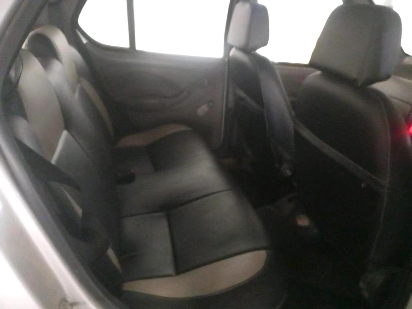 2013 Tata Indica V2 LS DIESEL, Diesel, Manual, 95,104 km, interior