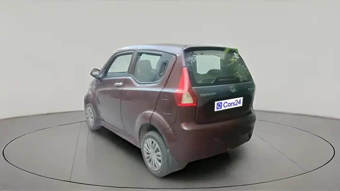 2017 Mahindra E20 Plus P6, Electric, Automatic, 20,550 km, exterior