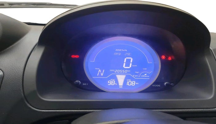 2017 Mahindra E20 Plus P6, Electric, Automatic, 20,550 km, interior