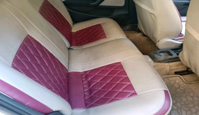 2011 Volkswagen Polo HIGHLINE DIESEL, Diesel, Manual, 1,30,000 km, interior