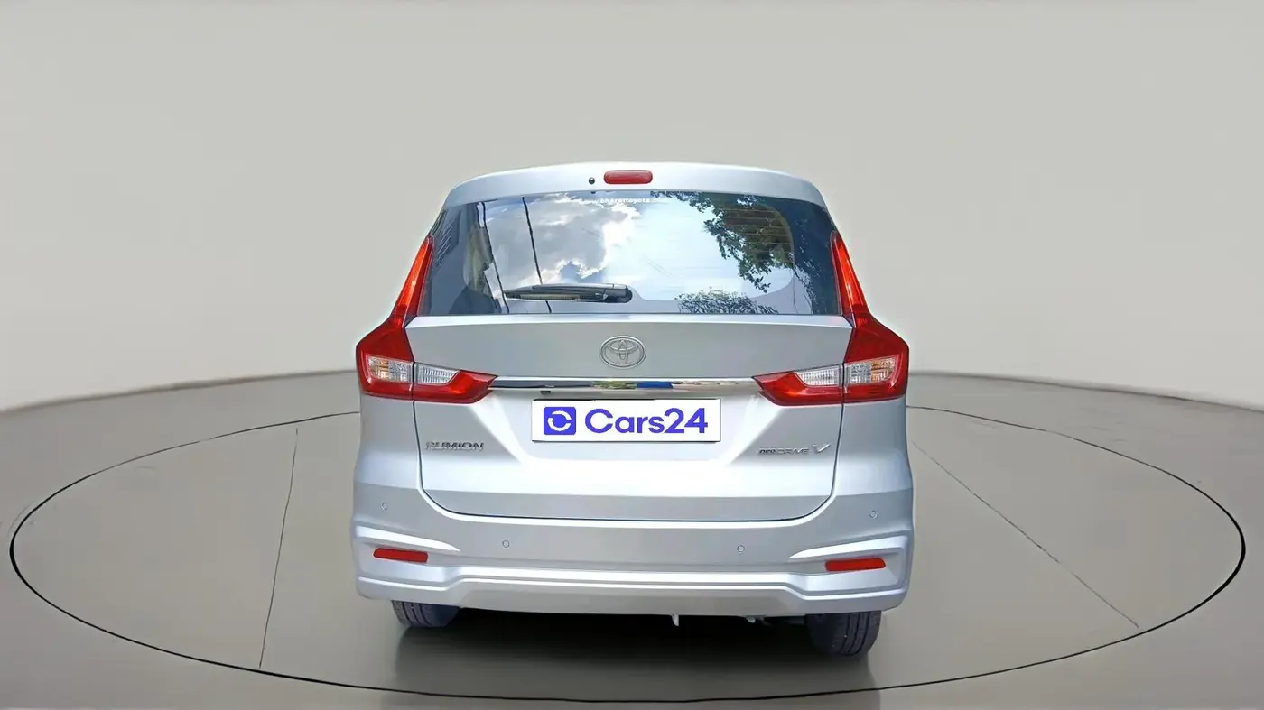 2024 Toyota RUMION V AT , Petrol, Automatic, 7,771 km, exterior