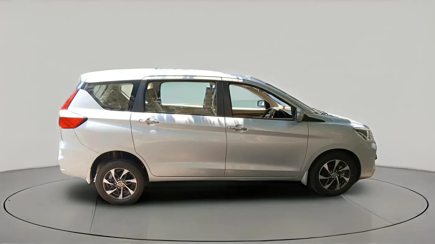2024 Toyota RUMION V AT , Petrol, Automatic, 7,771 km, exterior
