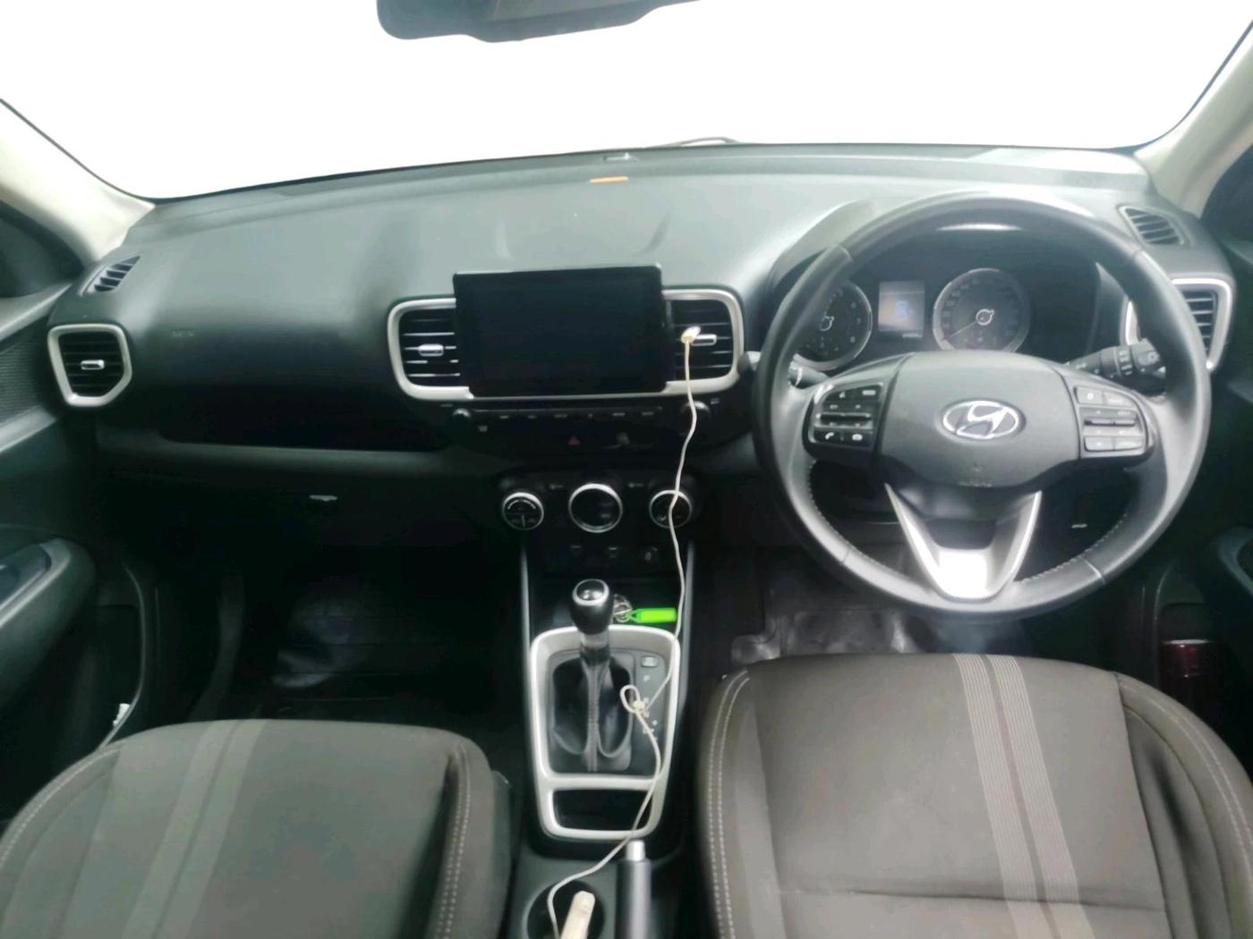 2019 Hyundai VENUE SX PLUS 1.0 TURBO DCT, Petrol, Automatic, 89,404 km, interior