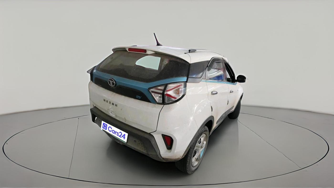 2022 Tata NEXON EV XM, Electric, Automatic, 46,696 km, exterior