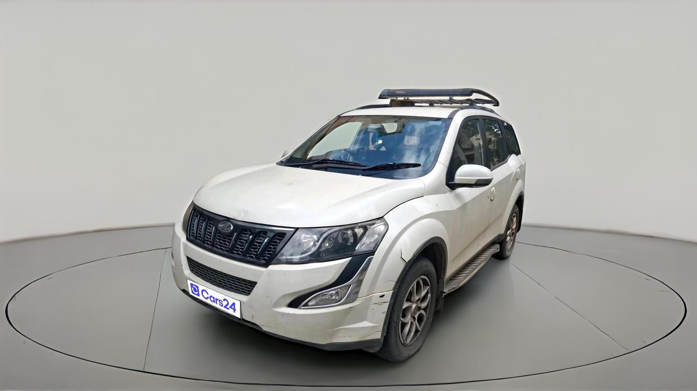 2016 Mahindra XUV500 W6, Diesel, Manual, 87,588 km, exterior