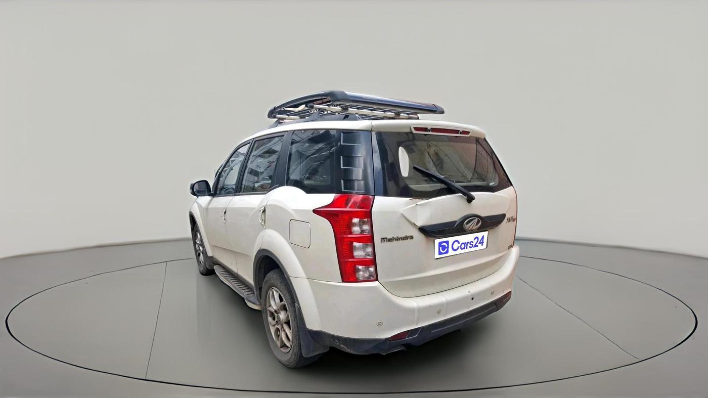 2016 Mahindra XUV500 W6, Diesel, Manual, 87,588 km, exterior