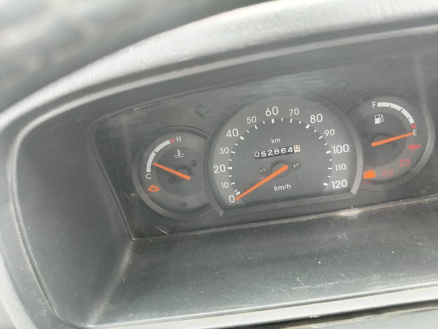2018 Maruti Omni 5 STR, Petrol, Manual, 52,864 km, interior