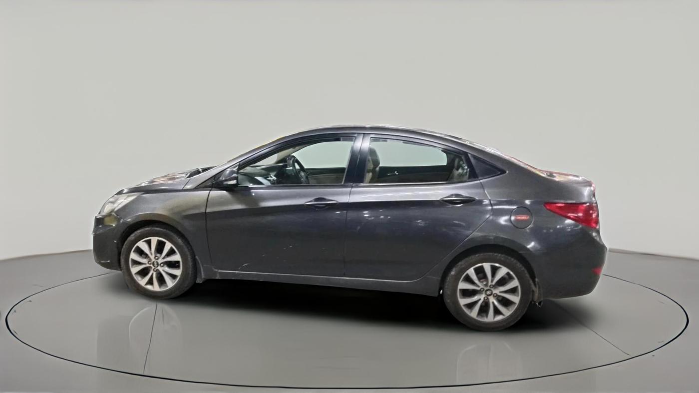 2013 Hyundai Verna FLUIDIC 1.6 CRDI SX, Diesel, Manual, 1,25,860 km, exterior