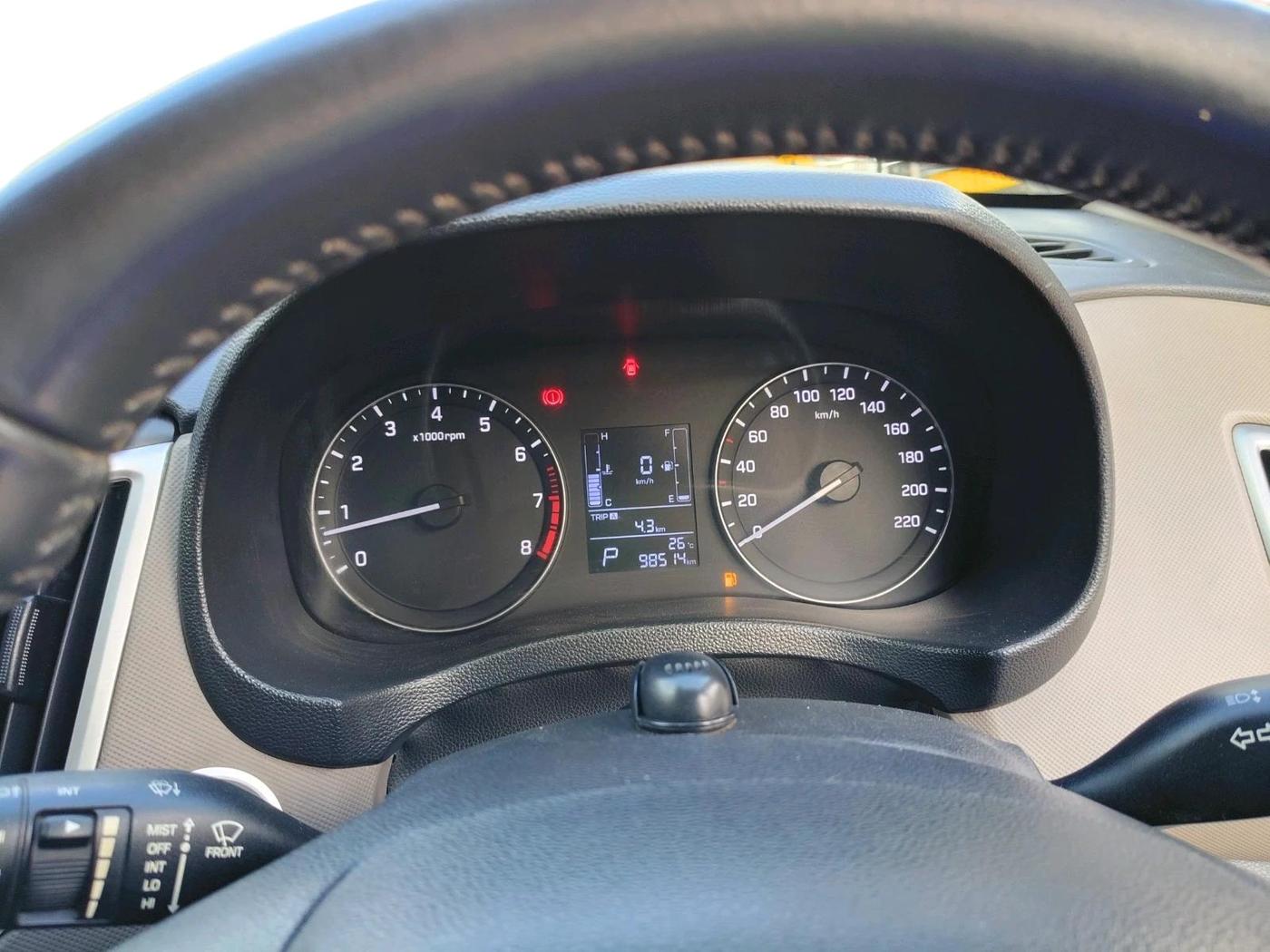2018 Hyundai Creta SX PLUS AT 1.6 PETROL, CNG, Automatic, 98,514 km, interior