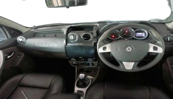 2016 Renault Duster 110 PS RXZ 4X2 AMT DIESEL, Diesel, Automatic, 1,58,700 km, interior