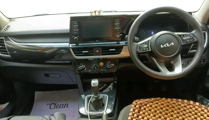 2022 KIA SELTOS HTK PLUS 1.5, Petrol, Manual, 97,826 km, interior