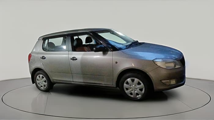 2011 Skoda Fabia ACTIVE PLUS 1.2 MPI, Petrol, Manual, 69,455 km, exterior