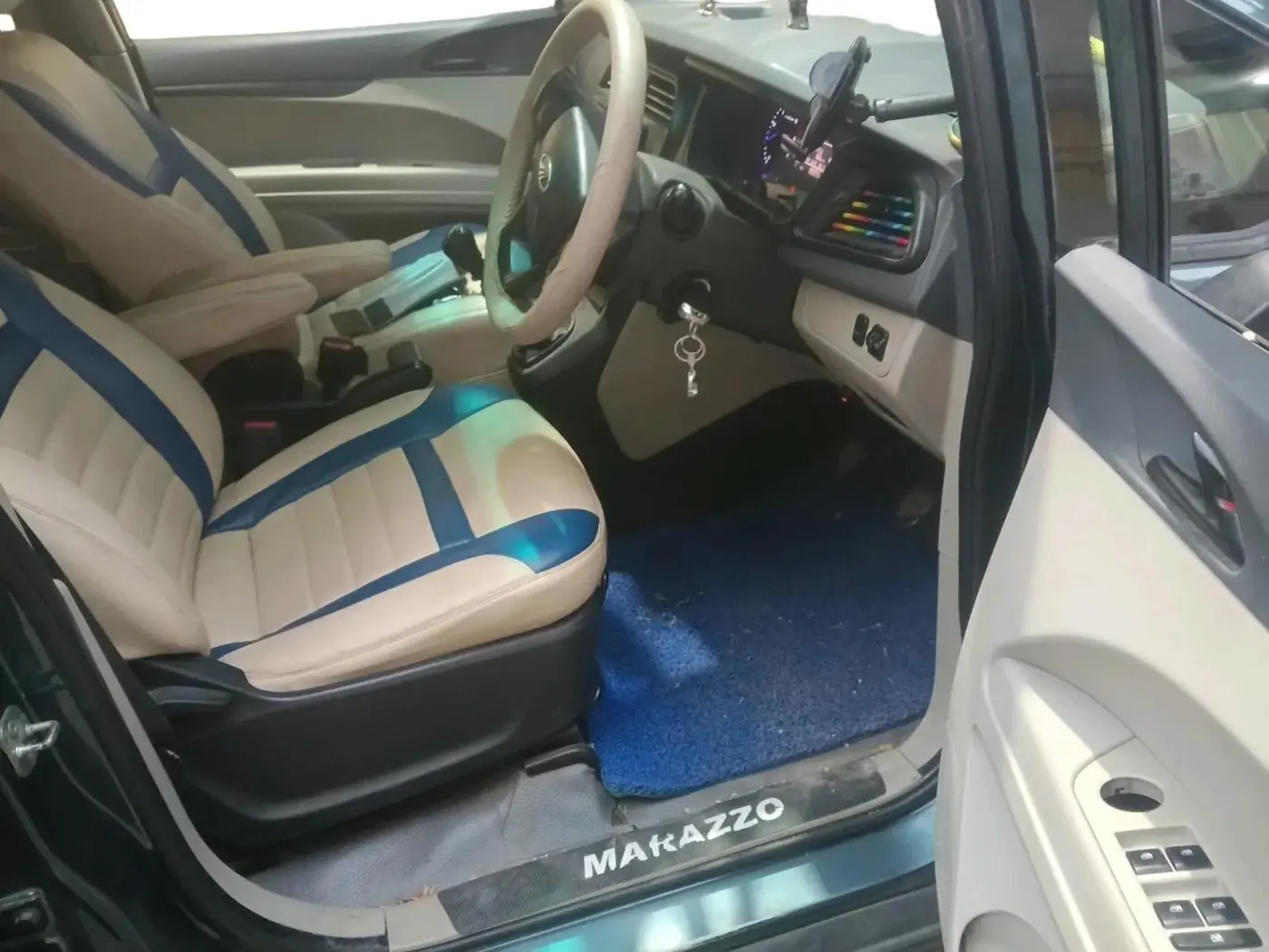 2019 Mahindra MARAZZO M2 8 STR, Diesel, Manual, 1,89,295 km, interior