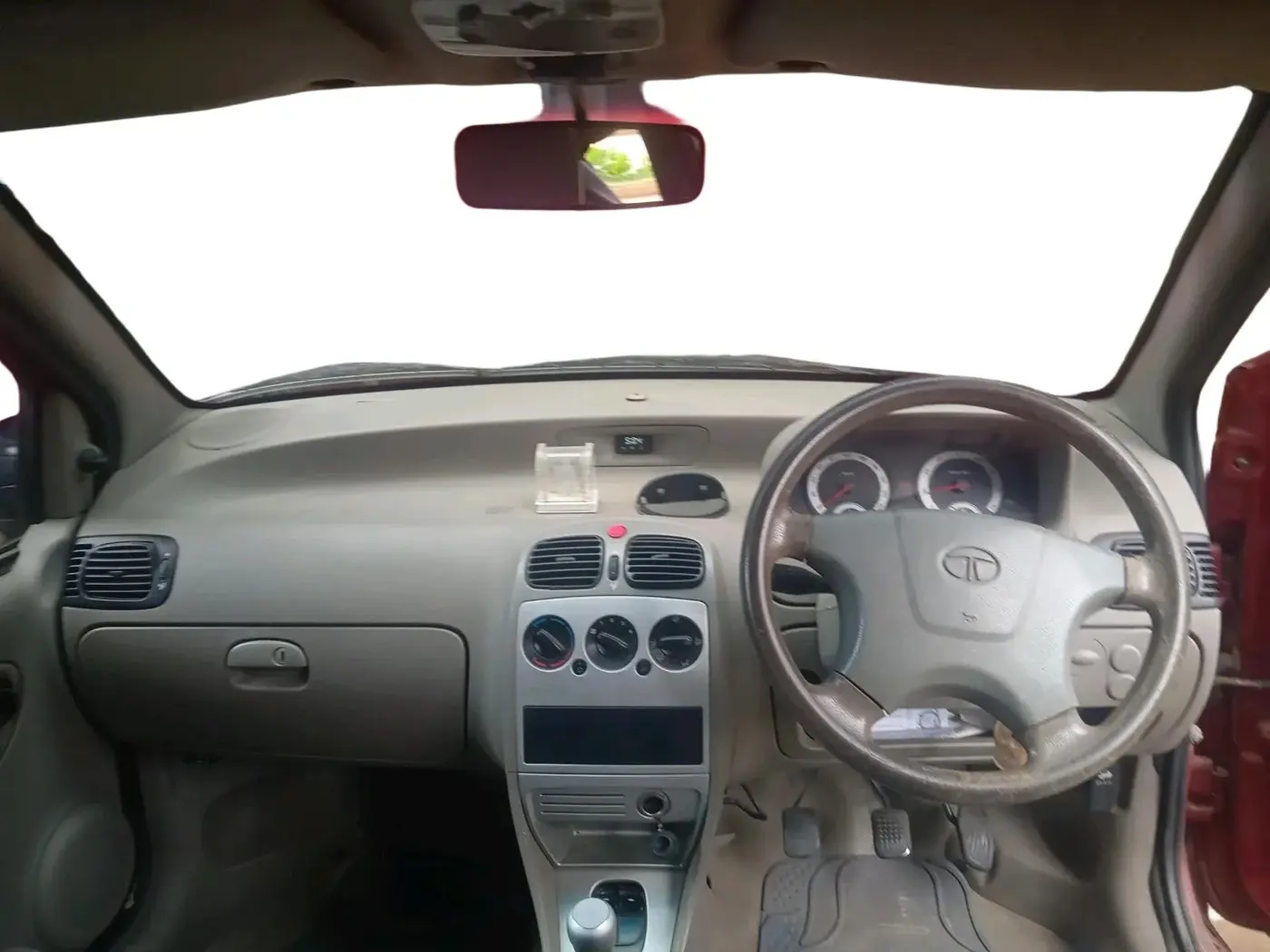 2007 Tata Indica V2 Xeta GLG, Petrol, Manual, 53,893 km, interior