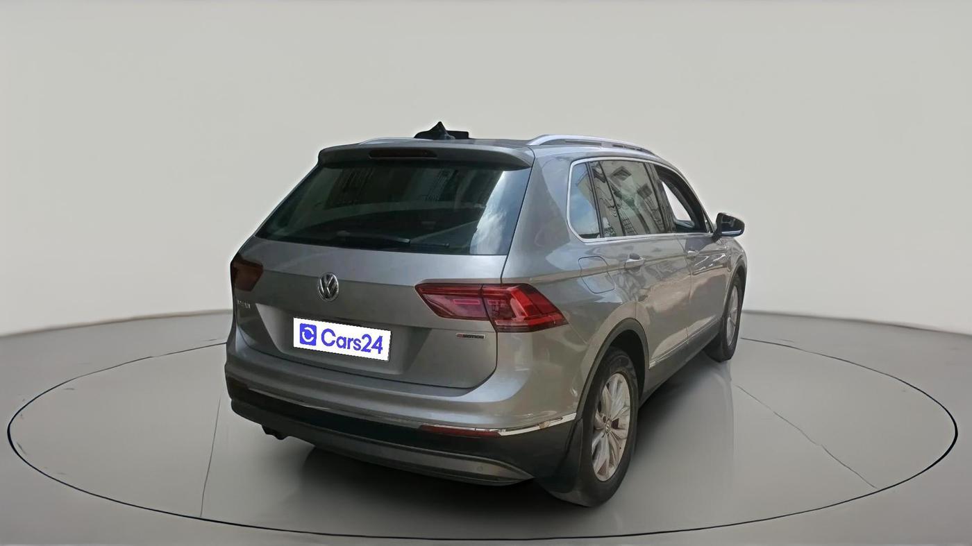 2018 Volkswagen TIGUAN HIGHLINE TDI AT, Diesel, Automatic, 1,10,810 km, exterior