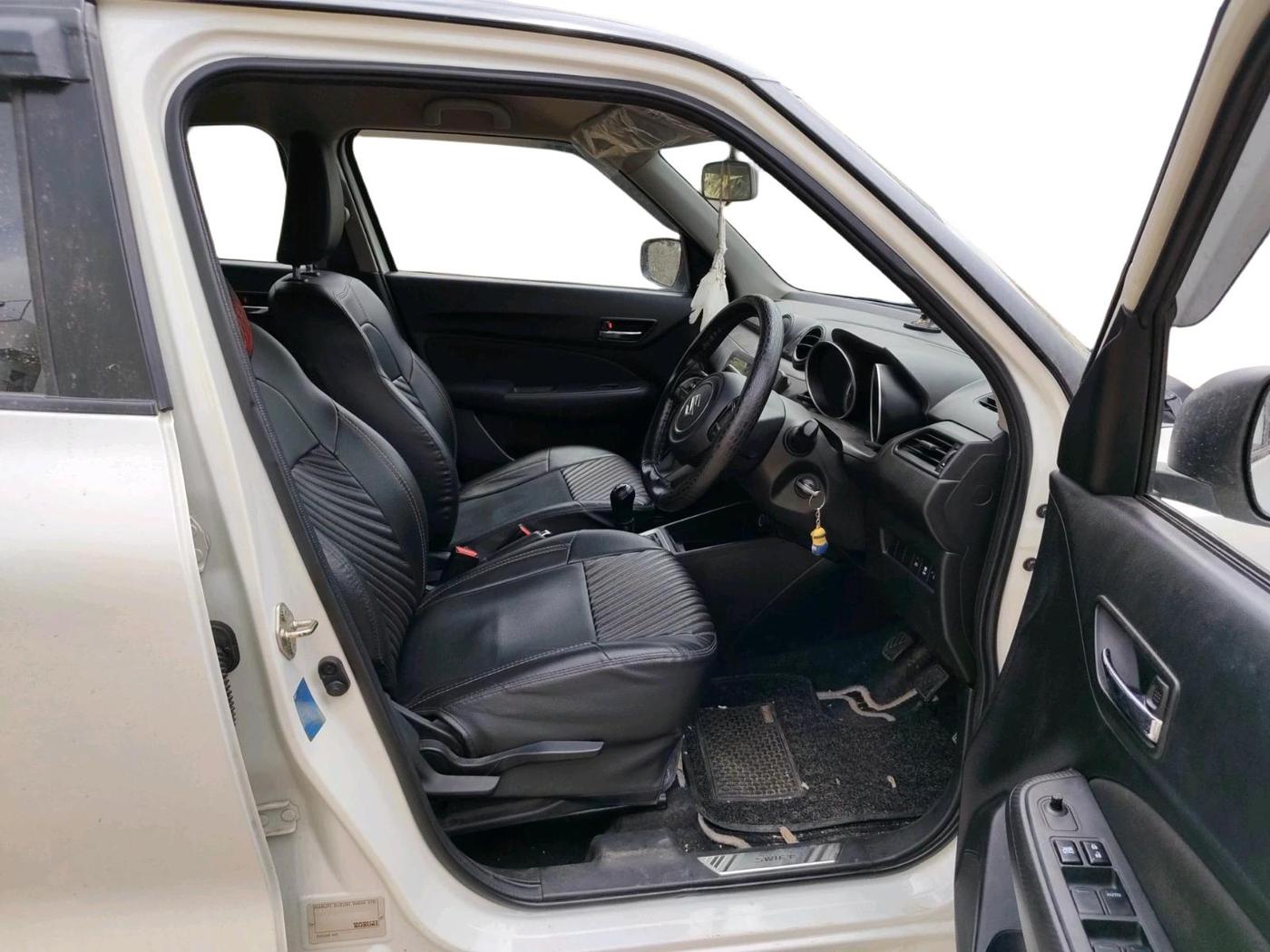 2023 Maruti Swift VXI, Petrol, Manual, 29,985 km, interior